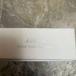 Apple AirPods with Noise Cancellation - White